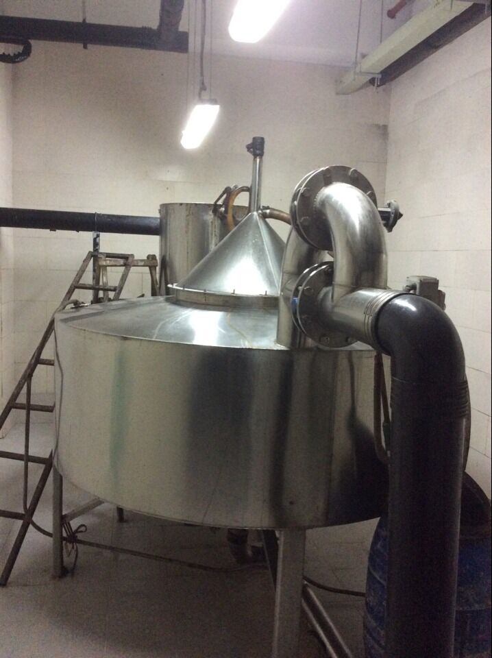 新一代圆形全自动隔油器